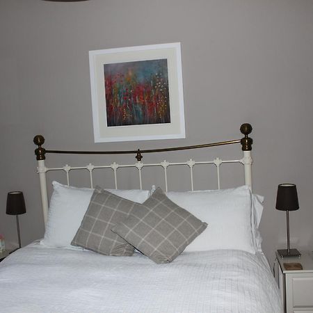 Bed and Breakfast Barton House Матлок Экстерьер фото