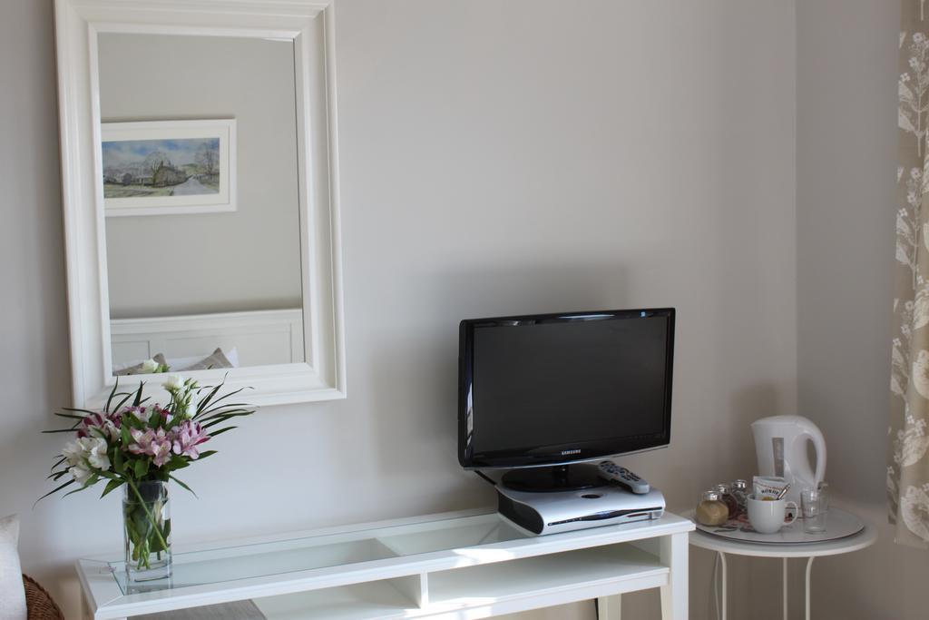 Bed and Breakfast Barton House Матлок Экстерьер фото