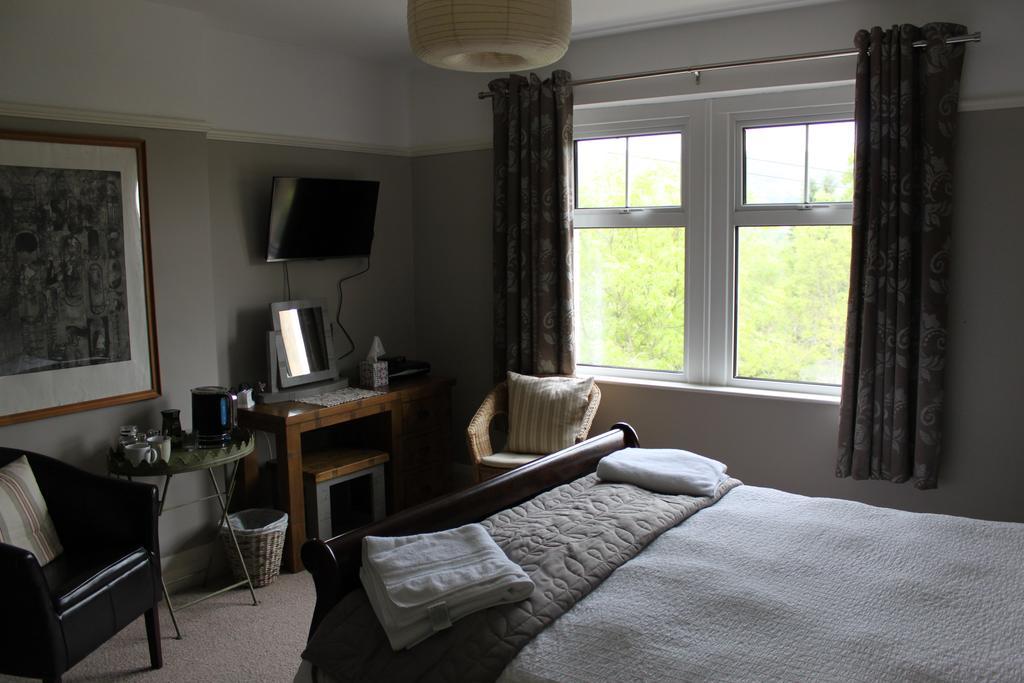 Bed and Breakfast Barton House Матлок Экстерьер фото