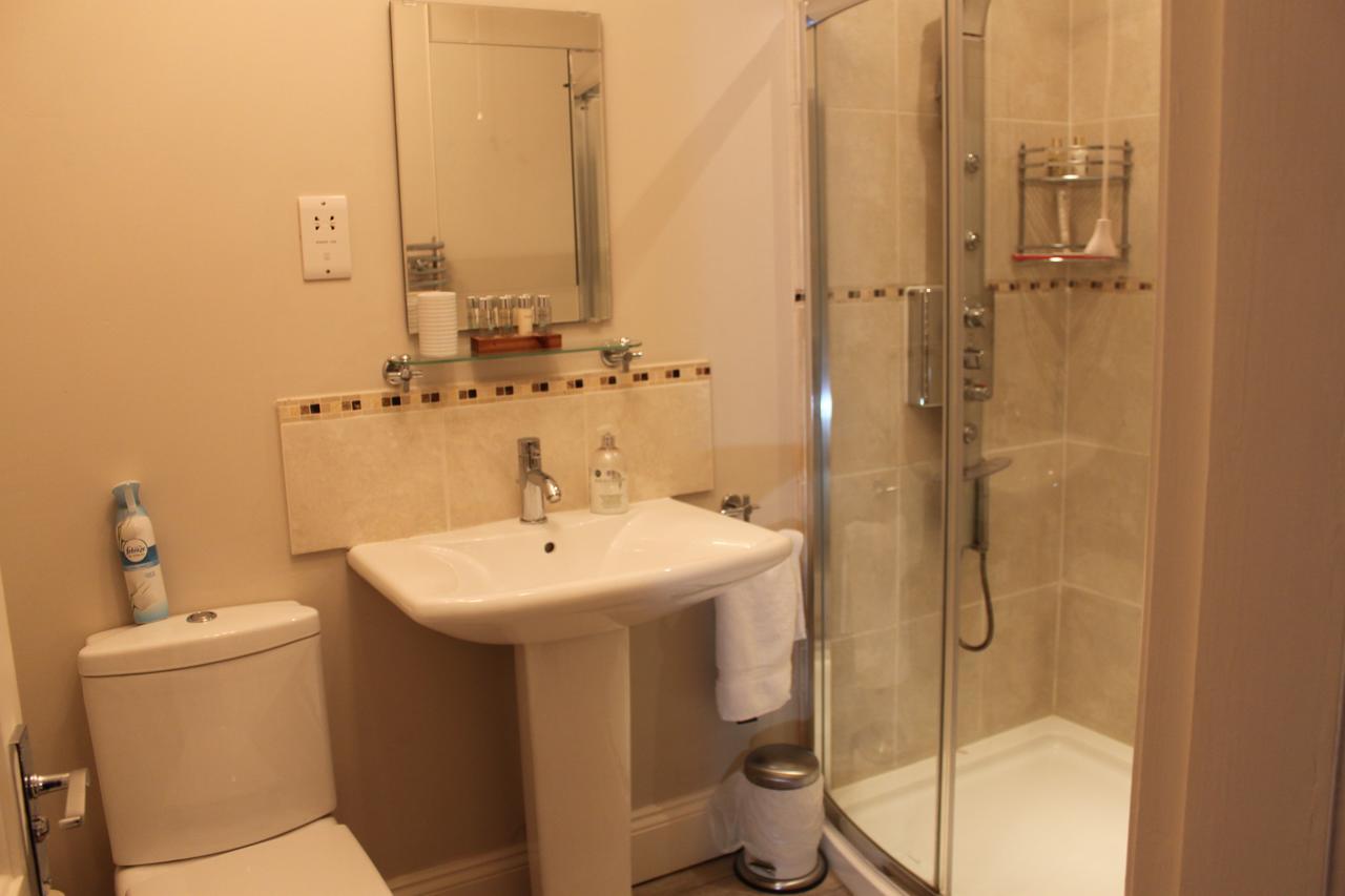Bed and Breakfast Barton House Матлок Экстерьер фото