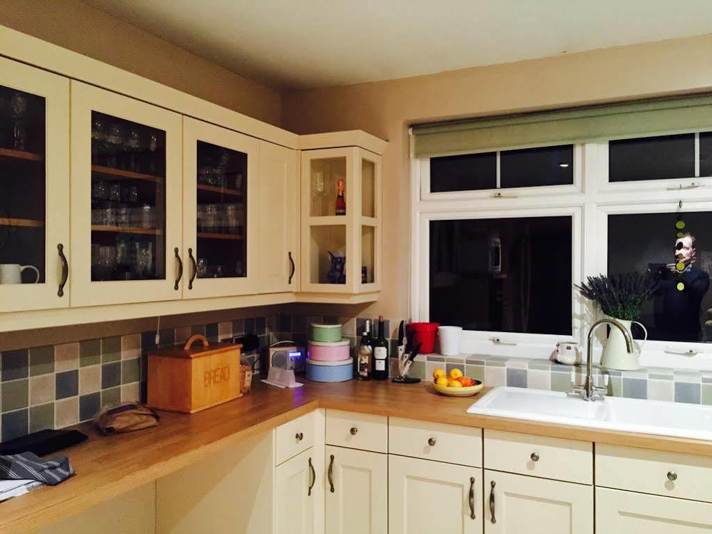 Bed and Breakfast Barton House Матлок Экстерьер фото